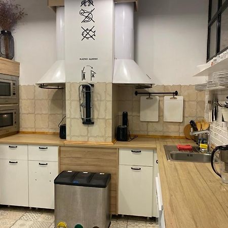 Hostel Numero Trece - Free Towels, Coffee & Tea, Remote Check-In (Adults Only) Alicante Ngoại thất bức ảnh