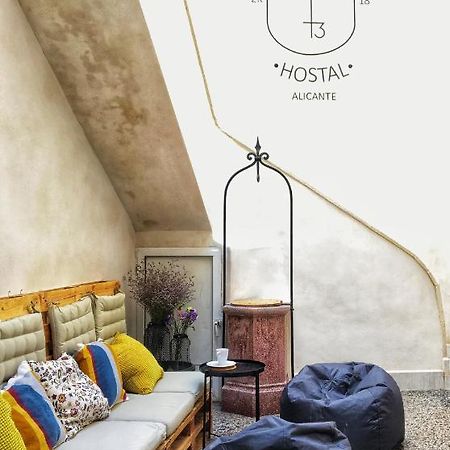 Hostel Numero Trece - Free Towels, Coffee & Tea, Remote Check-In (Adults Only) Alicante Ngoại thất bức ảnh