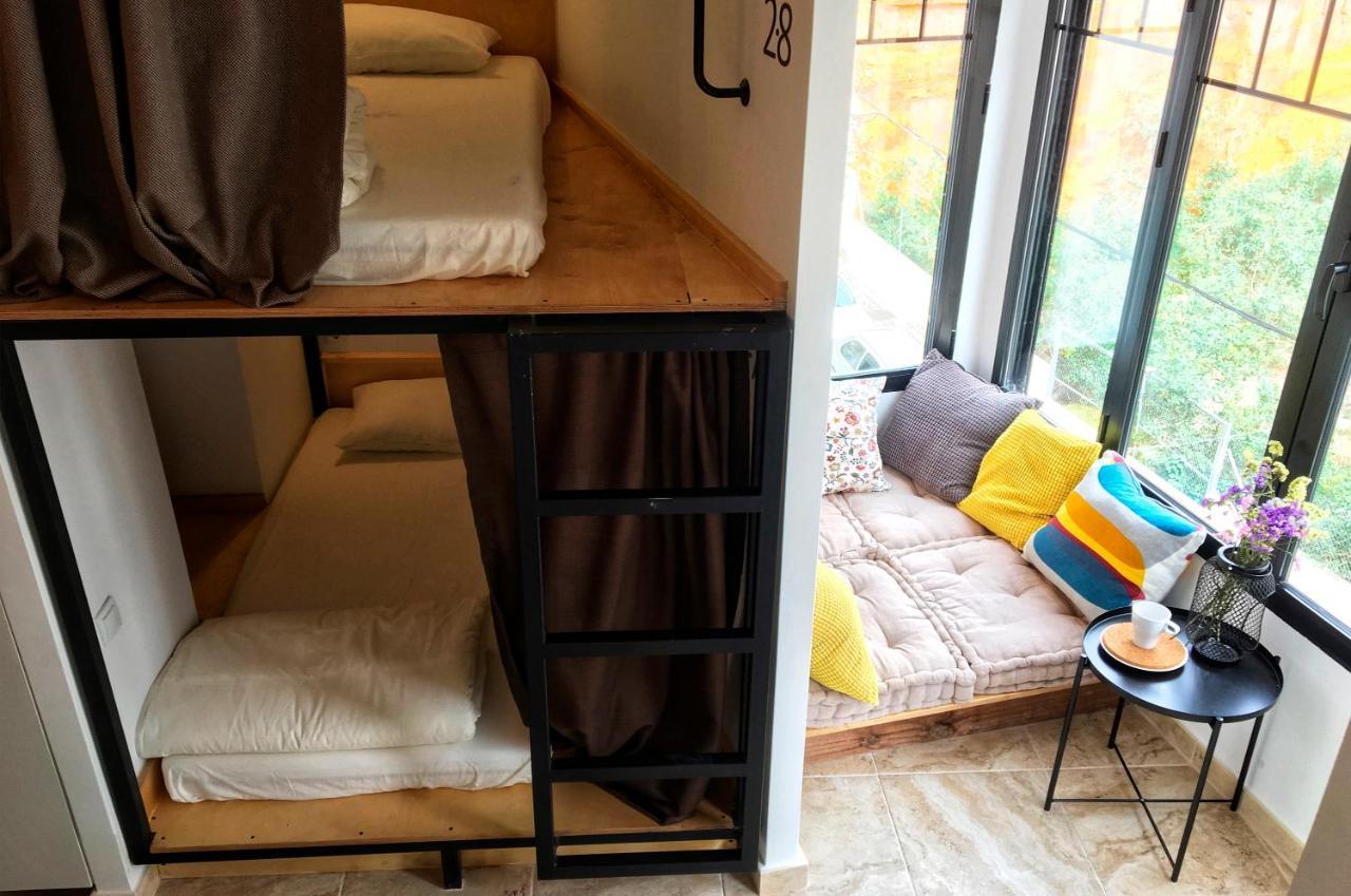 Hostel Numero Trece - Free Towels, Coffee & Tea, Remote Check-In (Adults Only) Alicante Ngoại thất bức ảnh