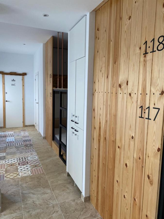 Hostel Numero Trece - Free Towels, Coffee & Tea, Remote Check-In (Adults Only) Alicante Ngoại thất bức ảnh